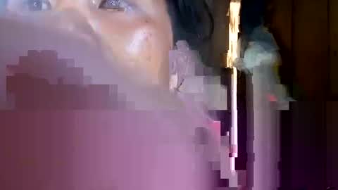 sweet_nessa30 online show from April 15, 2:01 am