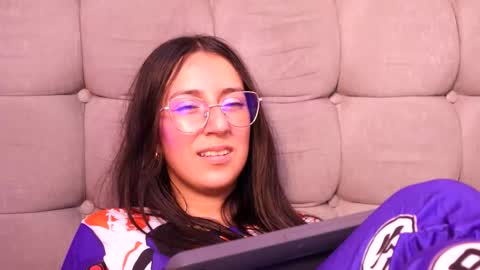 Sammy Lauren online show from October 31, 5:09 am