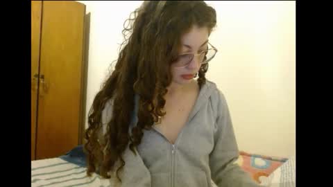 sweetcalm_ online show from February 10, 3:53 am