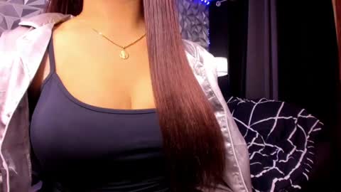 mercedes online show from May 11, 6:16 pm