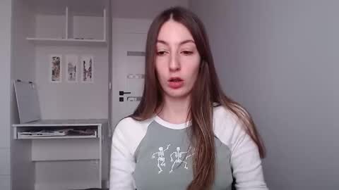 Emma  online show from November 21, 1:02 pm