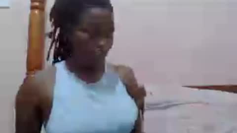 sweetib1 online show from June 18, 5:31 am