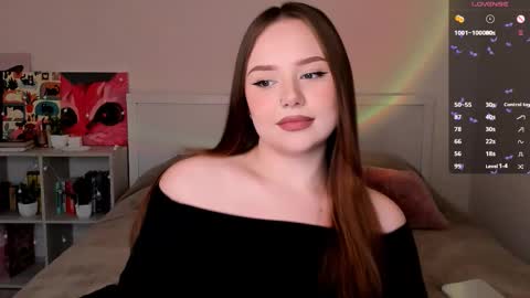 Hannah online show from March 28, 2:38 pm