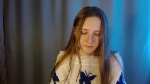 Annie online show from October 27, 8:03 pm