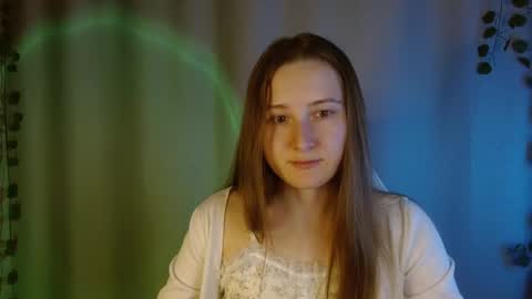 Annie online show from October 2, 7:52 pm