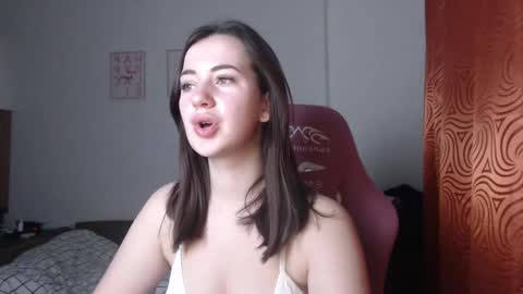 Snapshot of sweetiekendl chatting on January 31, 8:33 pm Kendl online show from January 31, 8:33 pm