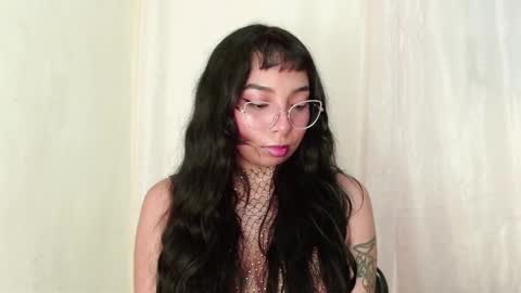 mishel online show from November 14, 5:40 am