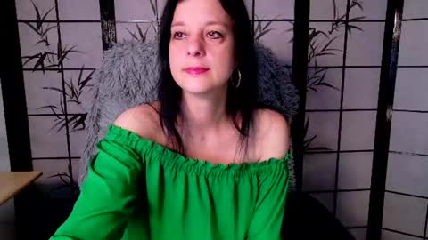 JenJenny online show from June 14, 7:31 am