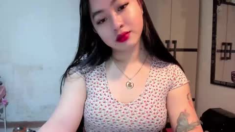 Zoe online show from January 5, 11:55 pm