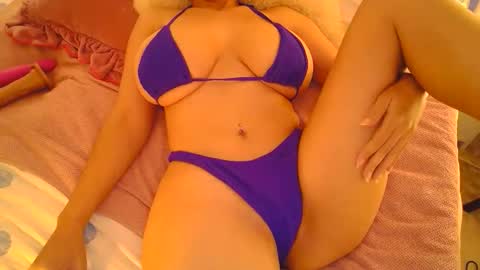 Amelia online show from September 24, 2:16 pm