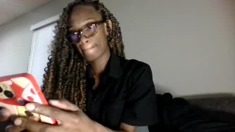 Snapshot of sweetness_cool chatting on October 11, 1:32 am sweetness_cool online show from October 11, 1:32 am