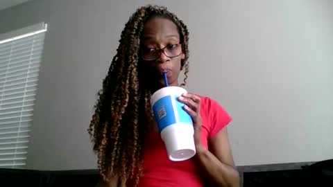 Snapshot of sweetness_cool chatting on October 18, 4:21 pm sweetness_cool online show from October 18, 4:21 pm