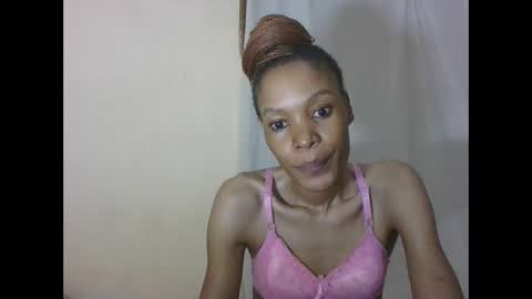 ESTHER online show from April 19, 1:38 am