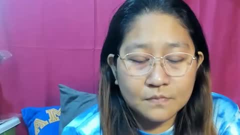 Snapshot of sweetpilipina88 chatting on February 25, 11:54 am MIA online show from February 25, 11:54 am