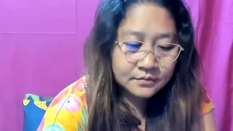 Snapshot of sweetpilipina88 chatting on December 25, 6:41 pm MIA online show from December 25, 6:41 pm