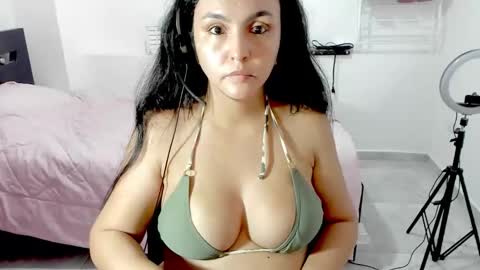 lili online show from January 9, 3:22 am