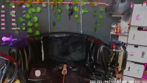 Molly -  INDEPENDENT MODEL online show from September 17, 2:20 am