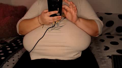 Maya online show from November 21, 5:26 pm