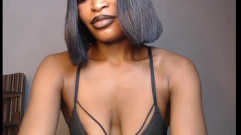 sweetxxboobsx online show from April 19, 8:58 am