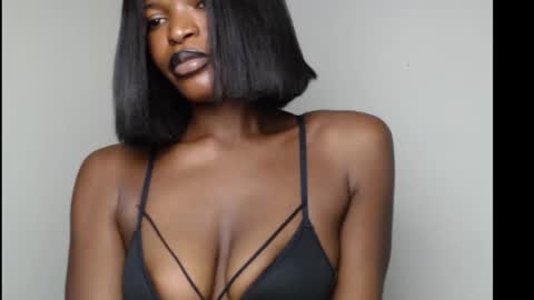 sweetxxboobsx online show from November 8, 9:14 am