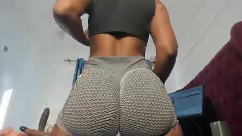 shawtyshasha online show from June 6, 5:25 am