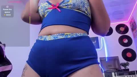 Emma online show from February 13, 8:43 pm