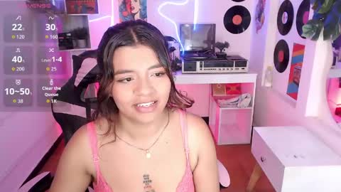 Emma online show from June 8, 7:47 pm