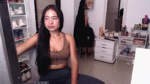 yaya online show from June 21, 12:03 am