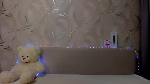 Ana online show from March 5, 1:31 am