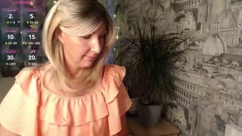 Sylvia online show from October 24, 8:10 am