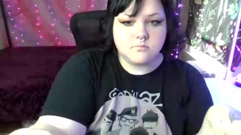 Snapshot of t0rchfairy710 chatting on December 3, 4:28 pm Goddess Flame online show from December 3, 4:28 pm