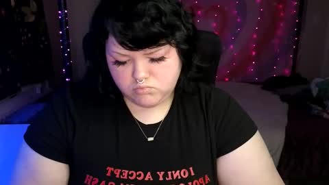 Snapshot of t0rchfairy710 chatting on January 23, 2:23 am Goddess Flame online show from January 23, 2:23 am