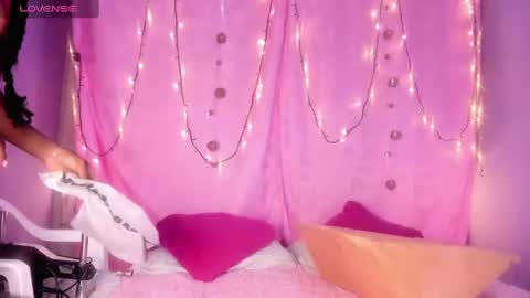 t4mmy_ online show from February 12, 5:05 am