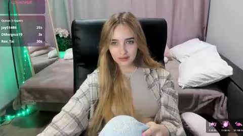 Taisia online show from March 14, 9:21 am