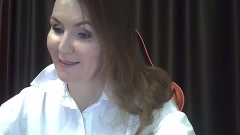 taisialucky77 online show from December 21, 8:35 pm