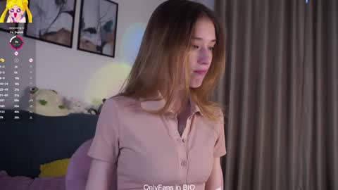 Mia online show from February 11, 3:30 am