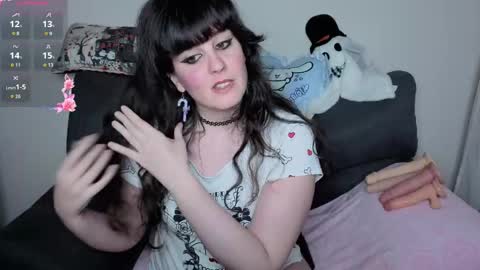 Talia Bloodina online show from April 23, 1:14 am