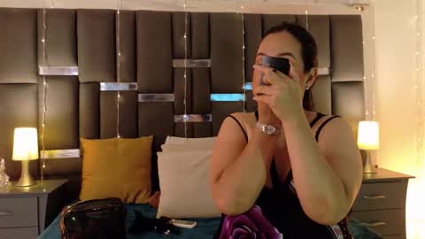 tali  online show from February 24, 7:23 pm