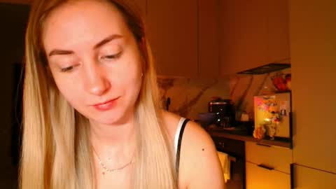  Kira  online show from February 19, 6:46 am