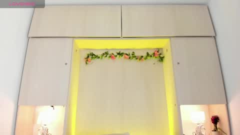 Tami online show from April 15, 8:09 pm