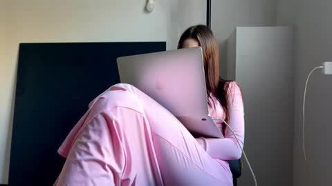 Kira online show from November 21, 6:04 am