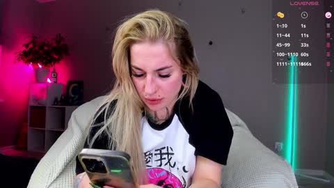 Snapshot of tanya_acid chatting on January 10, 10:36 pm Tanya acid       online show from January 10, 10:36 pm