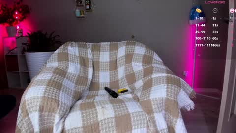 Snapshot of tanya_acid chatting on January 3, 12:30 pm Tanya acid       online show from January 3, 12:30 pm