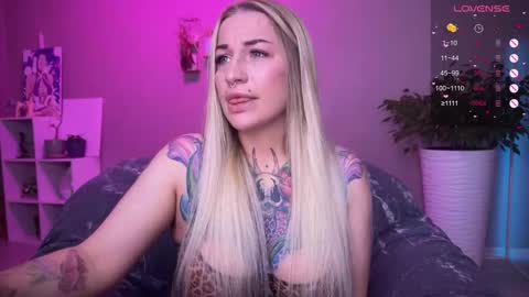 Snapshot of tanya_acid chatting on September 19, 6:01 am Tanya acid       online show from September 19, 6:01 am