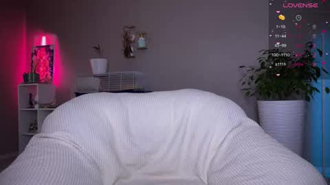 Snapshot of tanya_acid chatting on October 16, 11:35 am Tanya acid       online show from October 16, 11:35 am