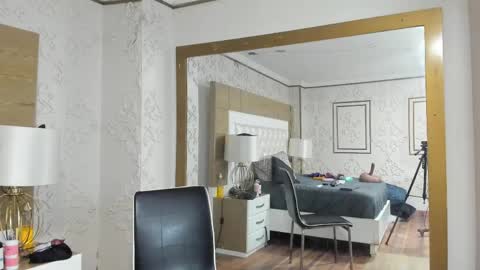 Tara online show from April 2, 1:36 am