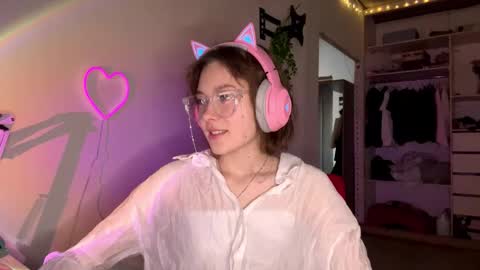 Darlin online show from February 19, 10:52 pm