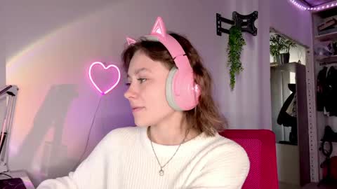 Darlin online show from May 12, 10:27 pm
