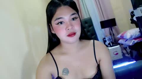 Goddess Lendy 3 online show from February 28, 9:36 pm