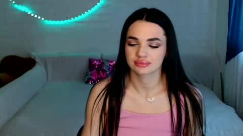 tasty_babyy online show from June 6, 11:27 am